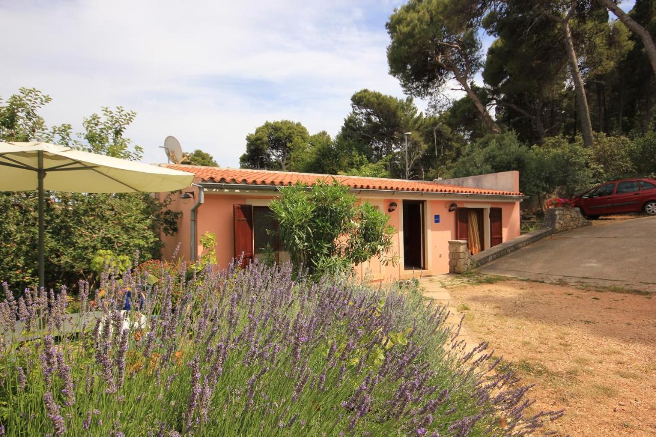 Apartments With A Parking Space Veli Losinj, Losinj - 8029 Zewnętrze zdjęcie