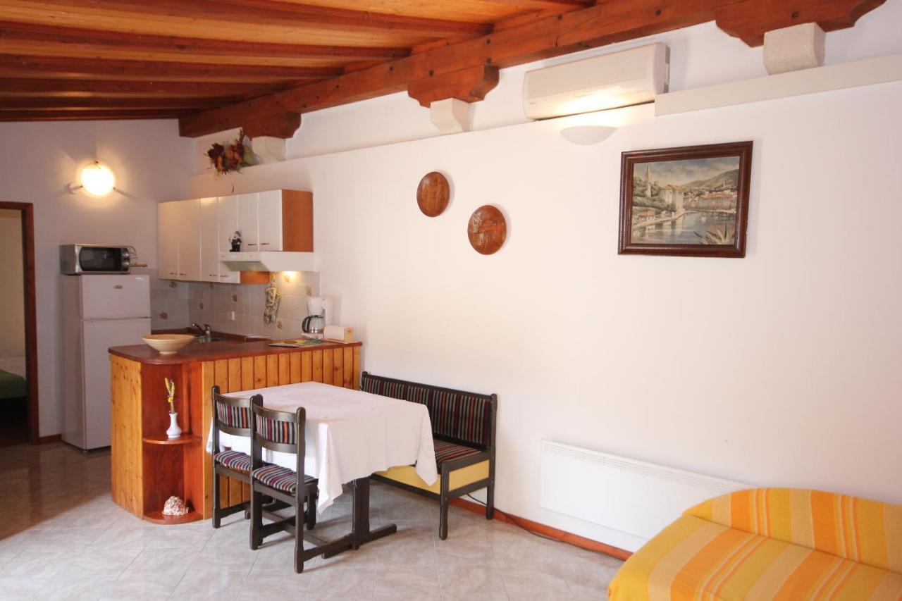 Apartments With A Parking Space Veli Losinj, Losinj - 8029 Zewnętrze zdjęcie